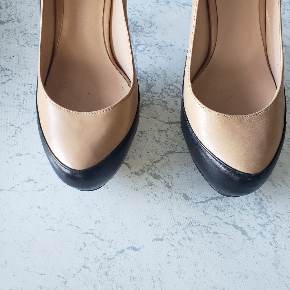 Guess by Marciano Platform Leather Pumps - Picture 3 of 10